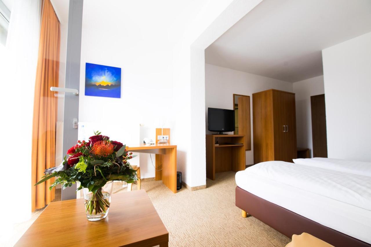 Hotel Darstein Altrip Eksteriør billede